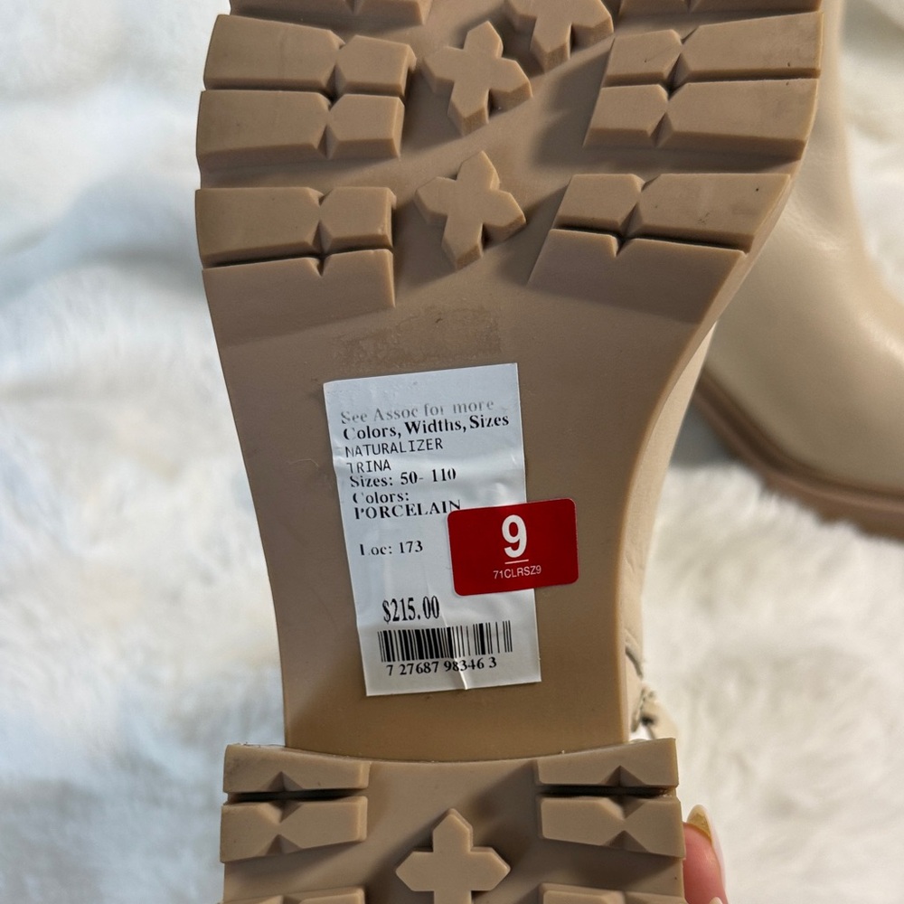 Naturalizer Cream Heeled Boots - Picture 3 of 8